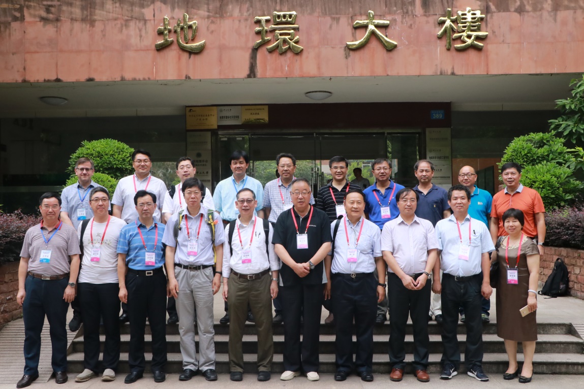 热带大气海洋系统科学粤港澳联合实验室专家现场考察论证会在我校举行