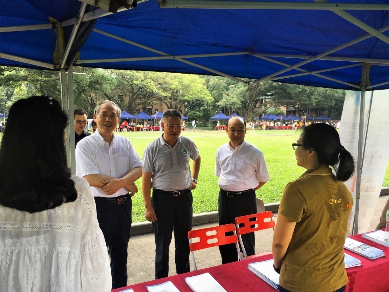 我院参加中山大学2017年本科招生校园开放日现场咨询活动