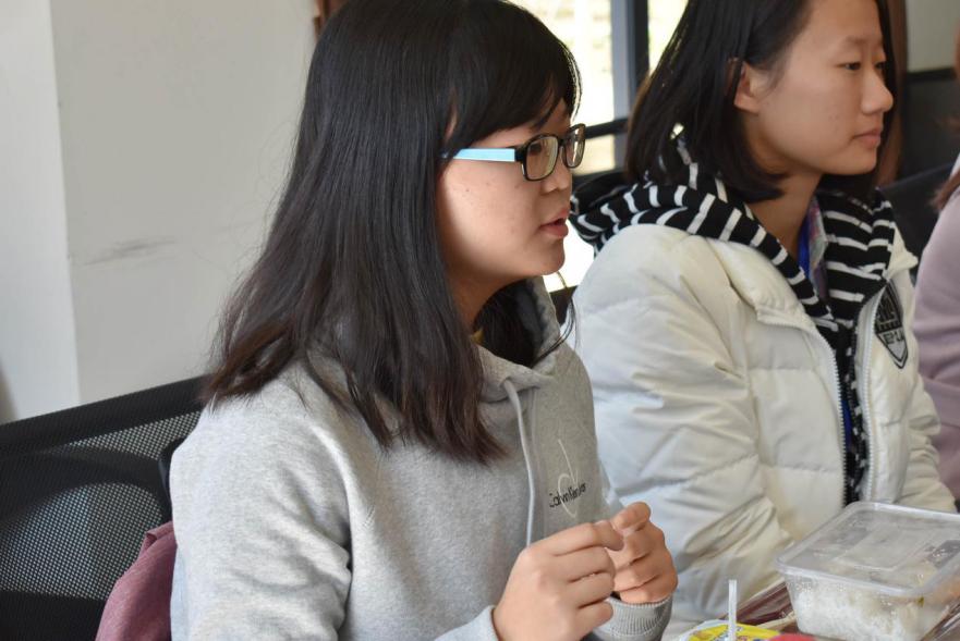 我院举办本学期第九次师生午餐会